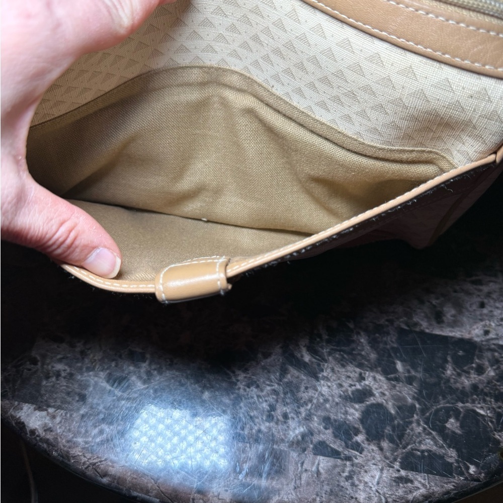 1984 Liz Claiborne Beige and Brown Crossbody Bag - Picture 10 of 10